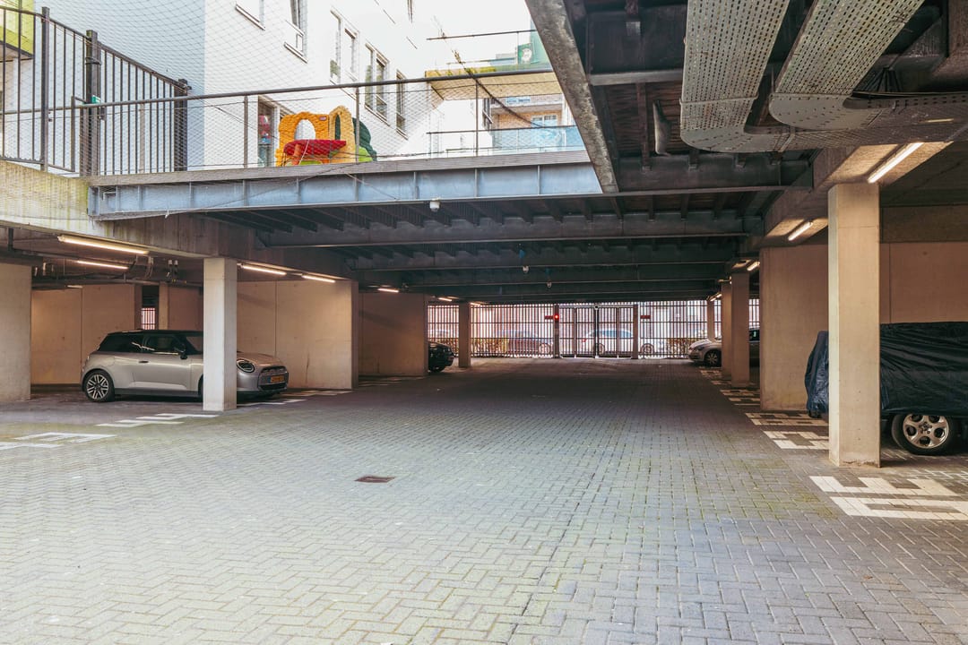 Foto 16 van Derkinderenstraat 214