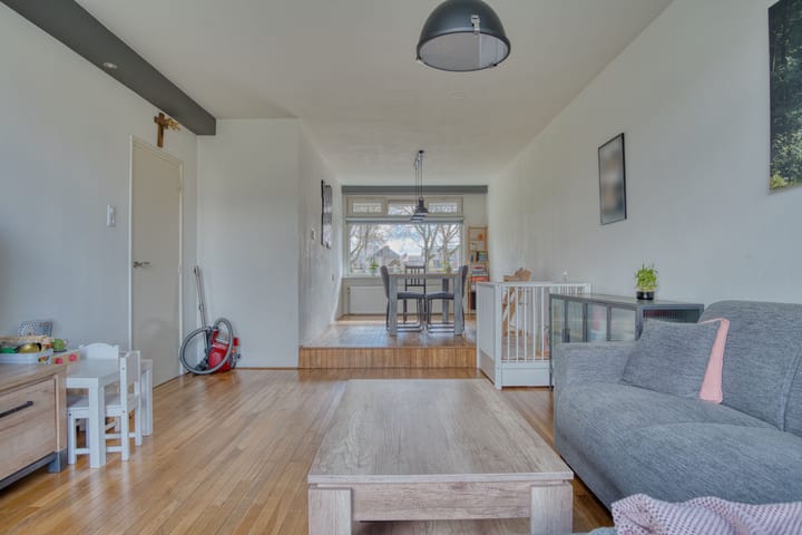 Foto 9 van Staringlaan 104