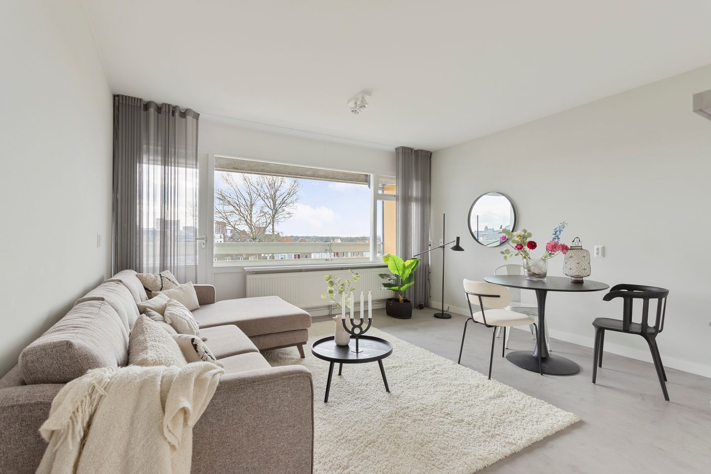 Foto 1 van Adriaan van Bergenstraat 380