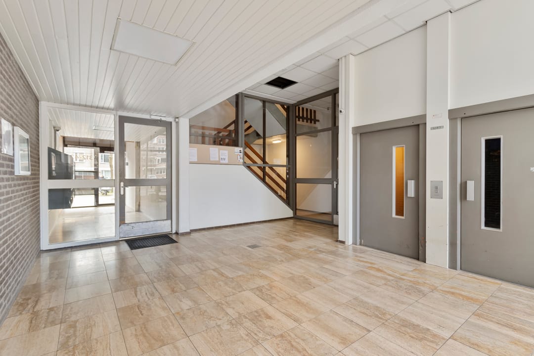 Foto 7 van Adriaan van Bergenstraat 380