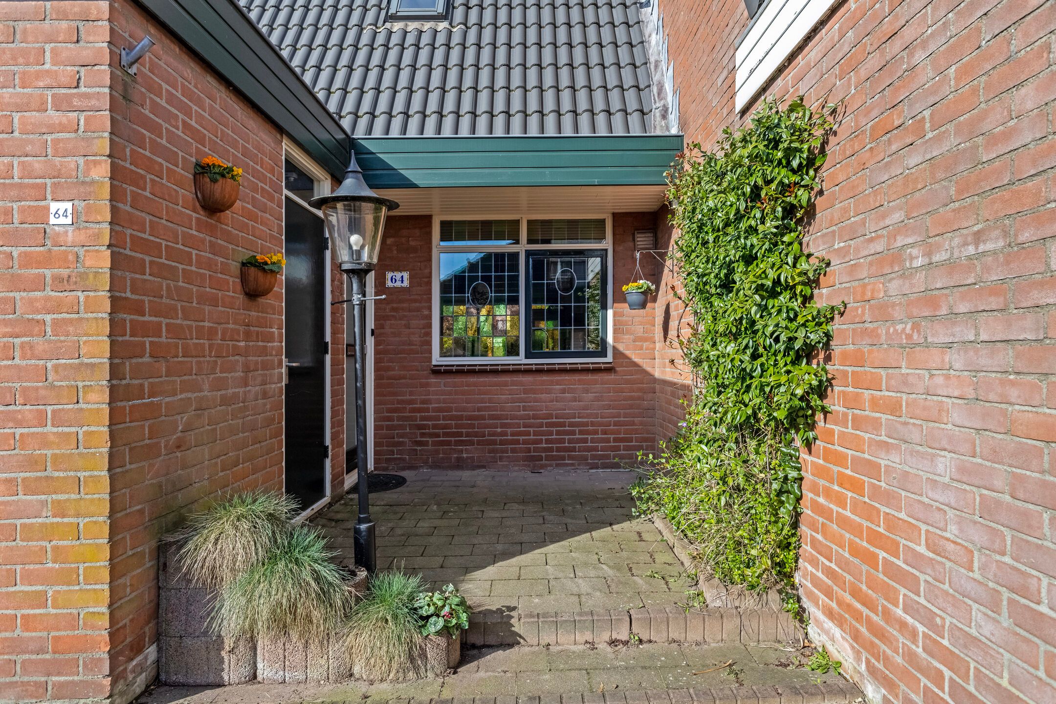 Photo 42 of De Elzen 64