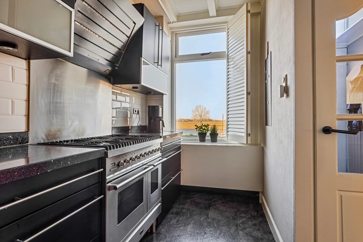 Foto 23 van Lithse Dijk 70