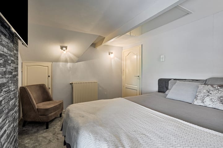 Foto 32 van Lithse Dijk 70