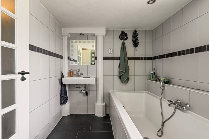 Foto 41 van Lithse Dijk 70