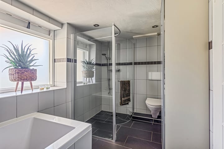 Foto 42 van Lithse Dijk 70