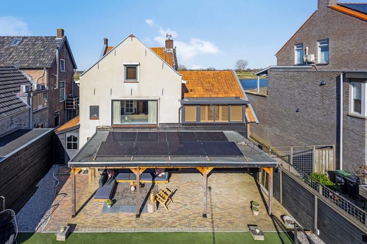 Foto 56 van Lithse Dijk 70