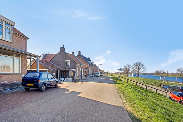 Foto 60 van Lithse Dijk 70