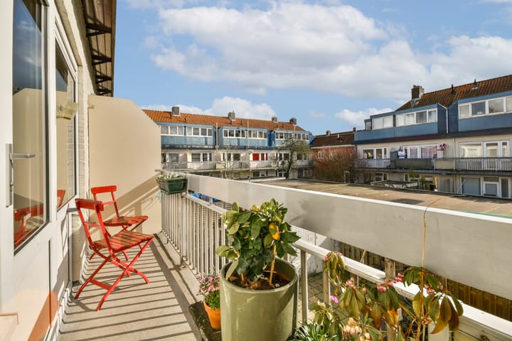 Foto 9 van Sneeuwbalstraat 32