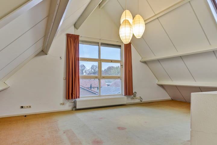 Foto 27 van Lesturgeonplein 15