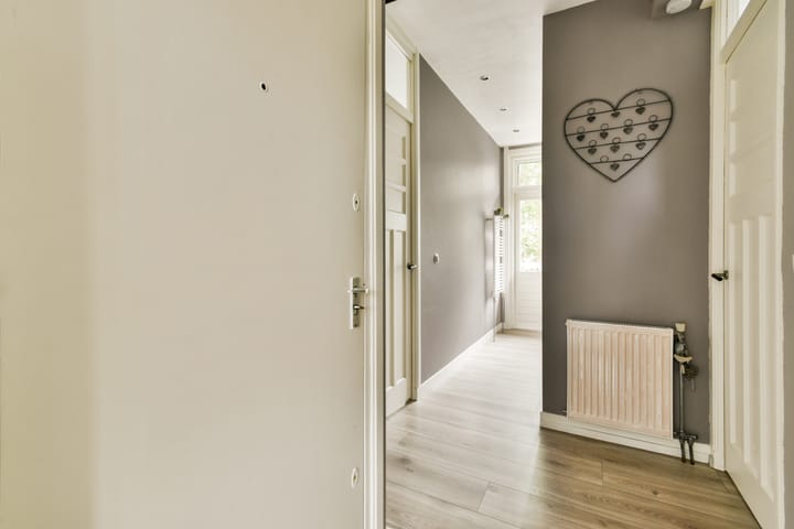 Foto 16 van Mercatorstraat 145-1