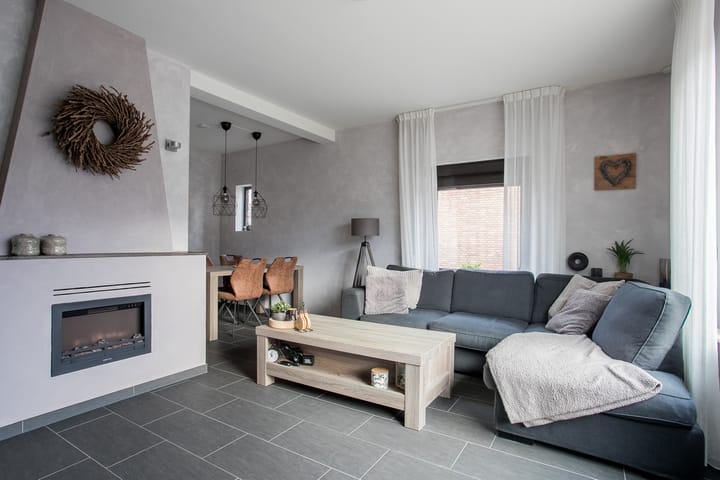 Photo 6 of Wilhelminastraat 19