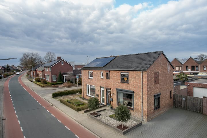 Photo 38 of Wilhelminastraat 19