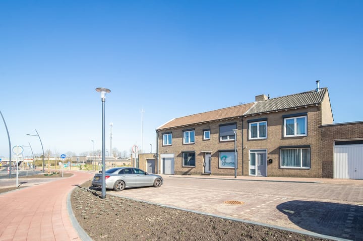 Foto 32 van Emmastraat 5