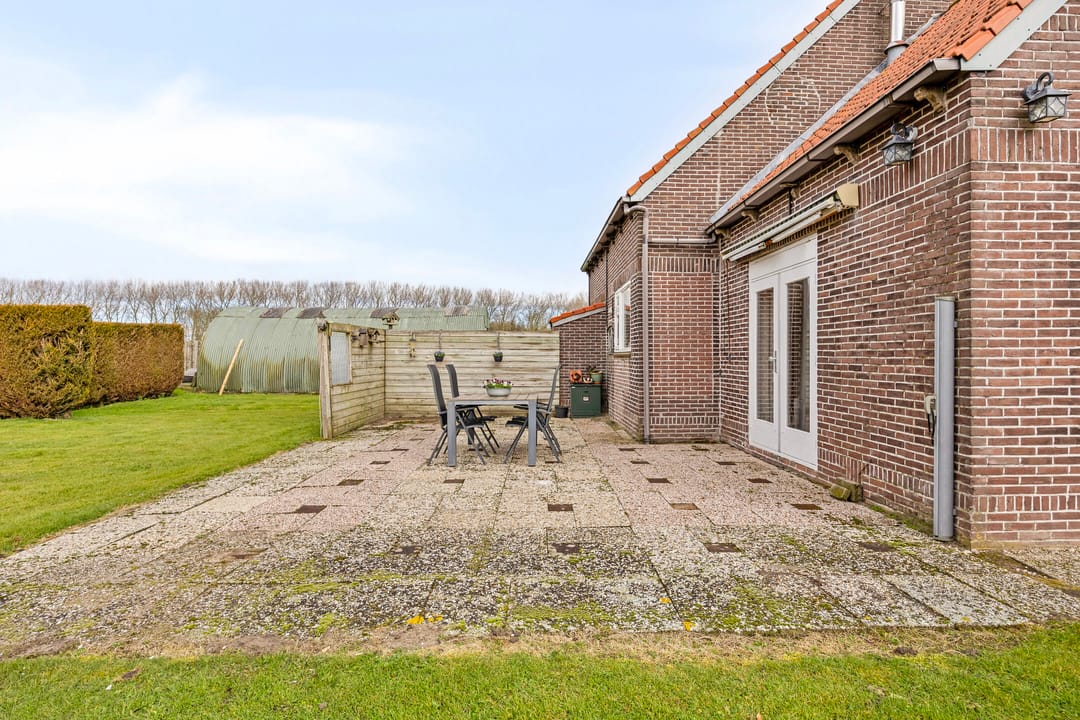 Foto 17 van Voet- of Kraagweg 18