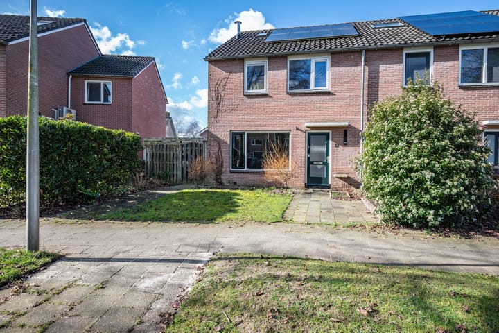 Foto 2 van Stickerstraat 17