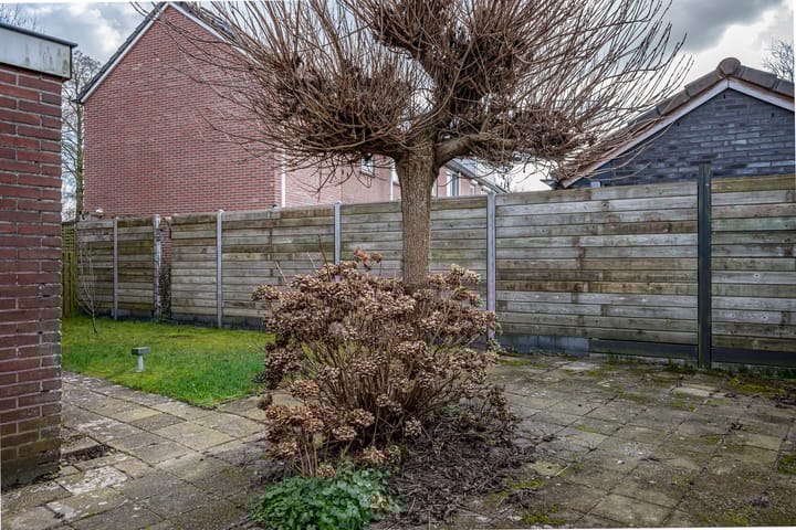 Foto 37 van Stickerstraat 17