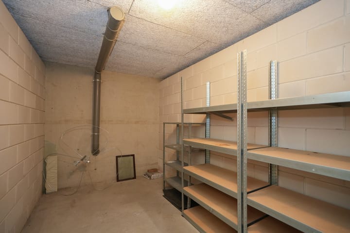 Photo 26 of Deken Hensburchstraat 64