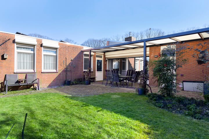 Foto 4 van Warmelo 39