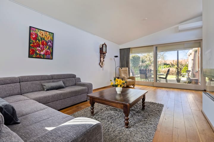 Foto 8 van Warmelo 39