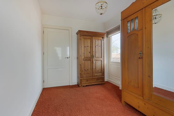 Photo 42 of Schaafdries 60