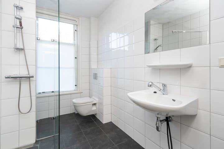 Foto 18 van Voorstraat 1