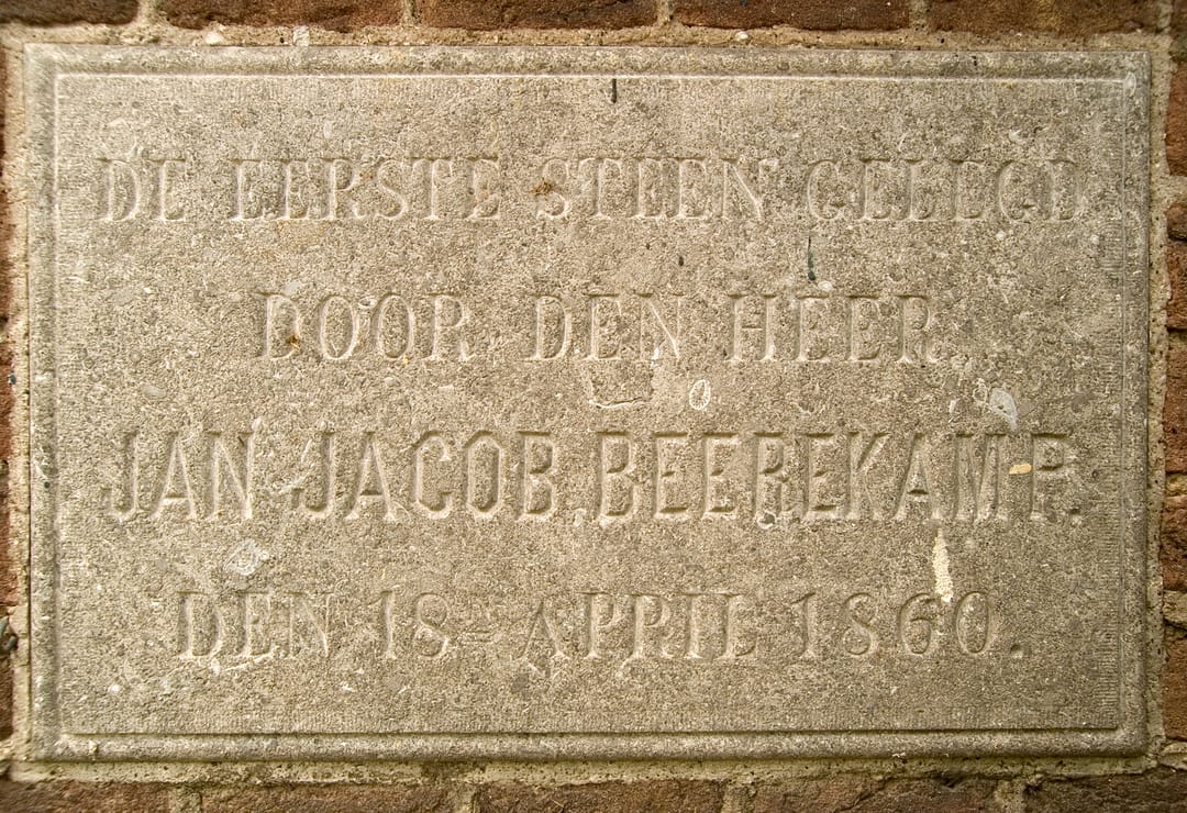 Photo 32 of Voorstraat 1
