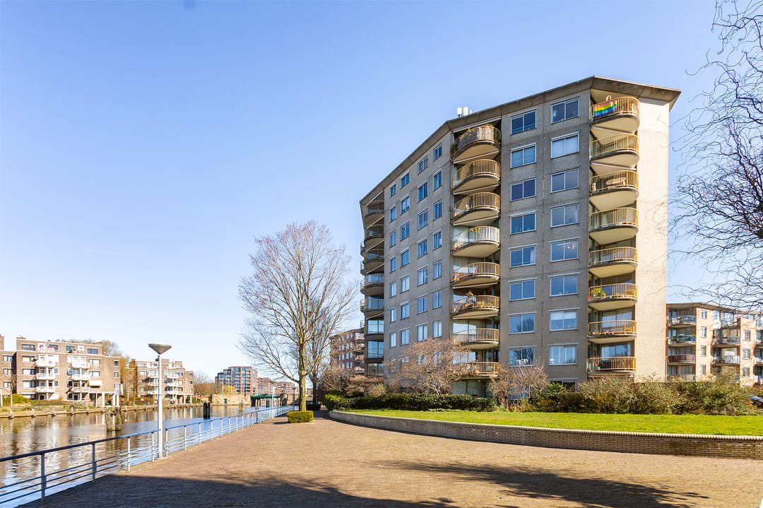 Photo 2 of Van Reigersbergenstraat 210