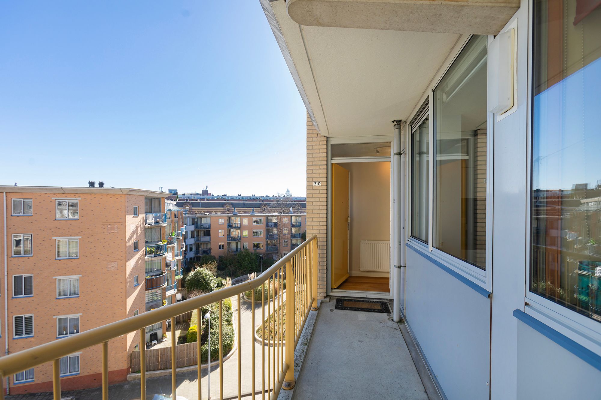 Photo 6 of Van Reigersbergenstraat 210