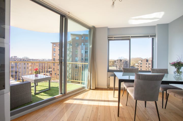 Foto 12 van Van Reigersbergenstraat 210