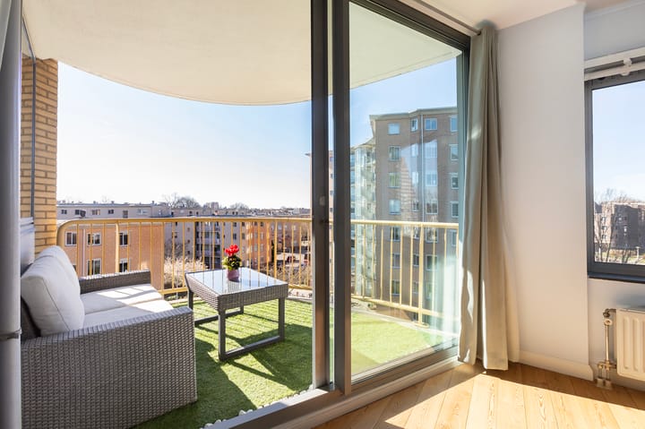 Foto 13 van Van Reigersbergenstraat 210