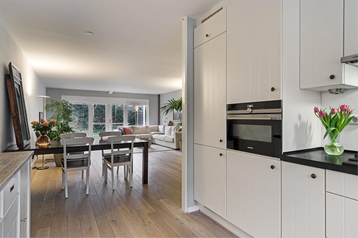 Foto 15 van Schrijnwerkerlaan 7