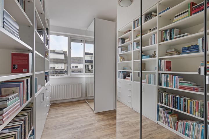 Foto 22 van Schrijnwerkerlaan 7