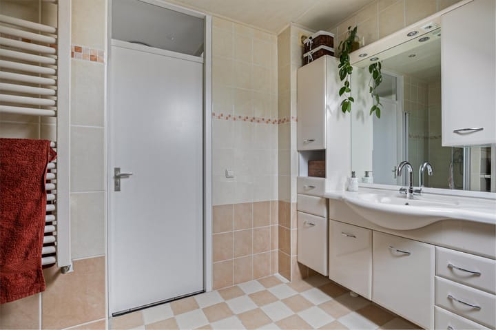 Foto 27 van Schrijnwerkerlaan 7