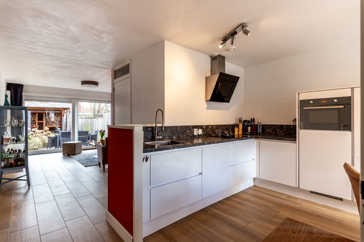 Foto 12 van Isadora Duncanweg 75