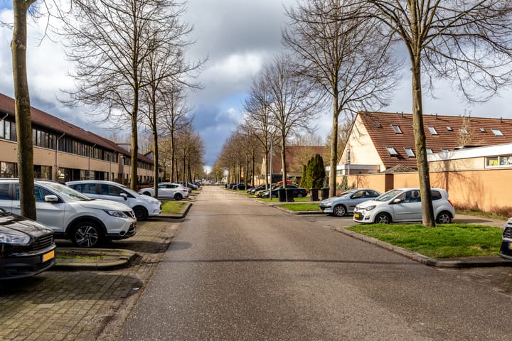 Foto 36 van Isadora Duncanweg 75