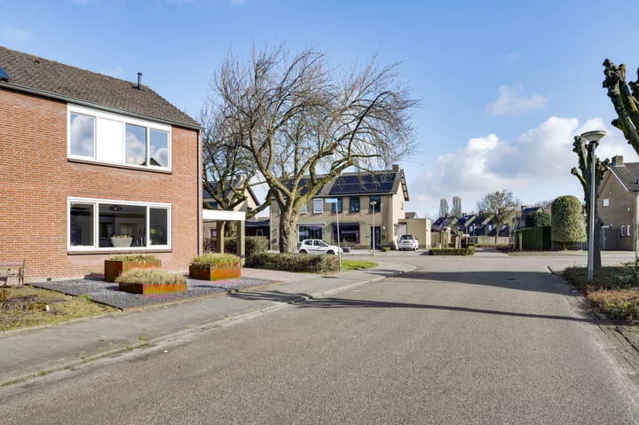 Foto 7 van Korenbloemstraat 43