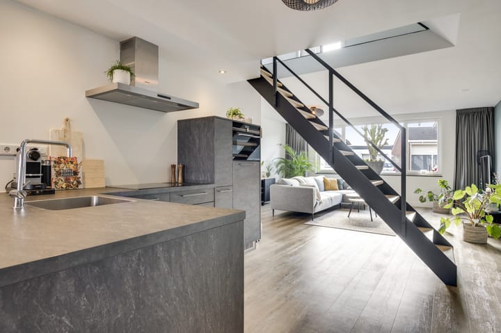 Foto 16 van Korenbloemstraat 43