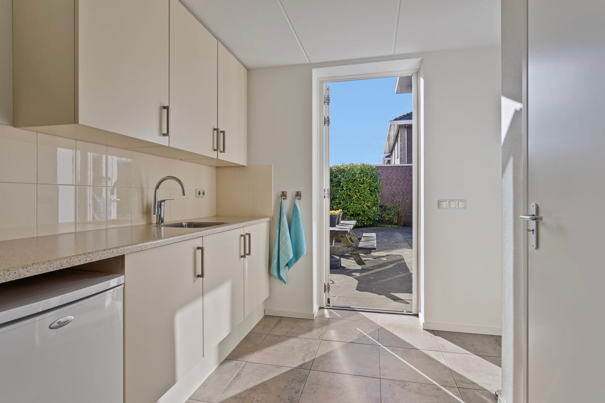 Photo 12 of Moleplaat 8