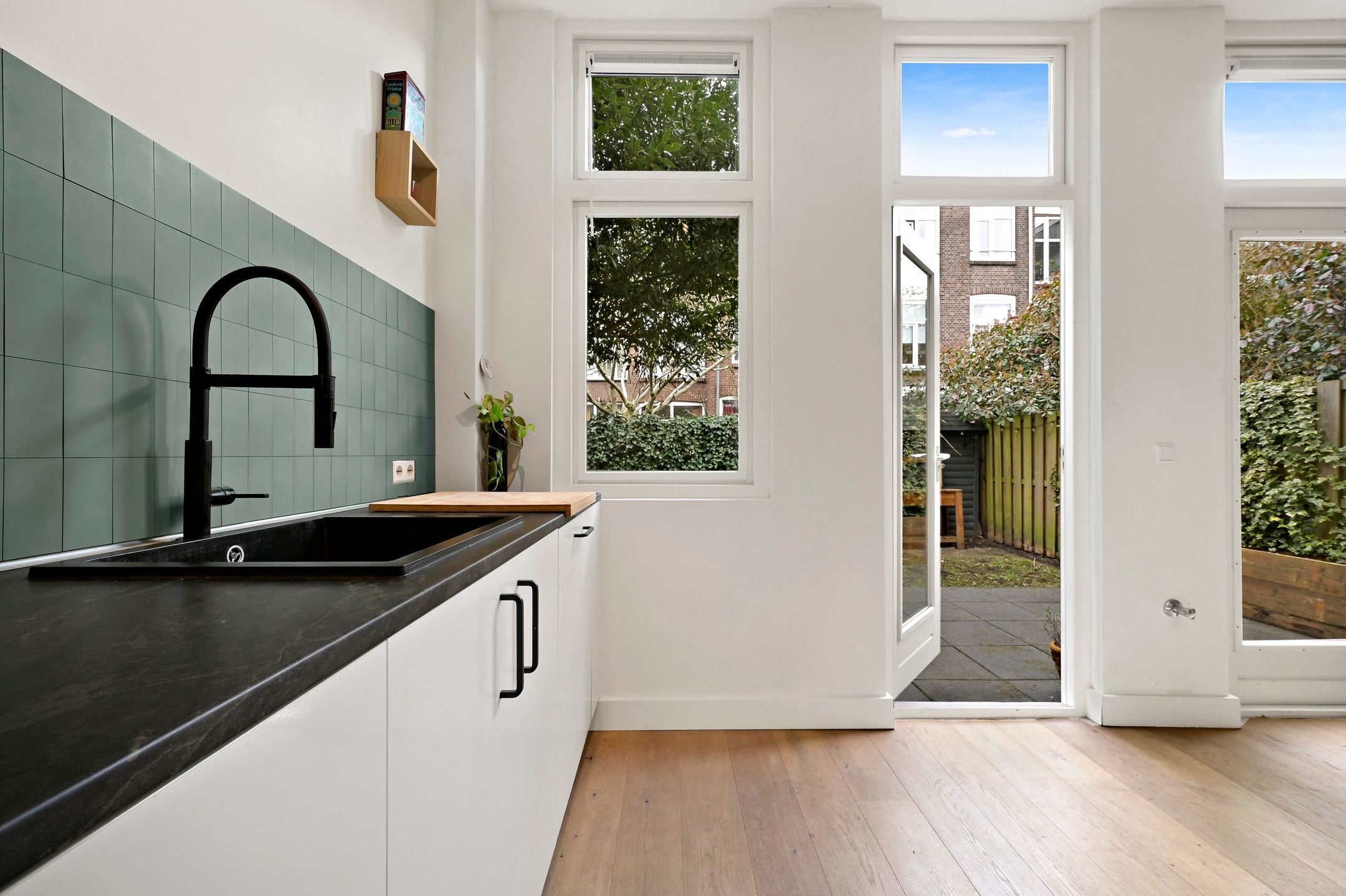 Foto 15 van Nicolaas Tulpstraat 41