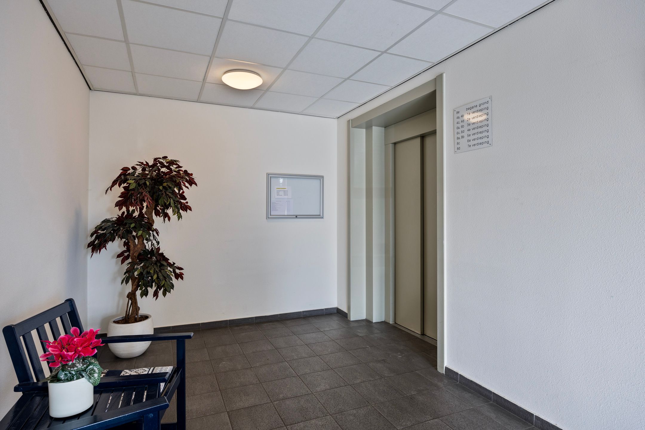 Foto 27 van Burgemeester Knappertlaan 4-A