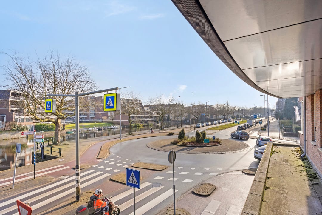 Foto 31 van Burgemeester Knappertlaan 4-A