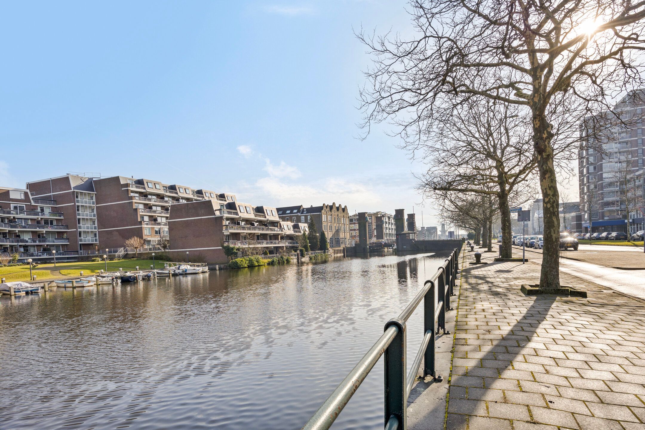 Foto 33 van Burgemeester Knappertlaan 4-A