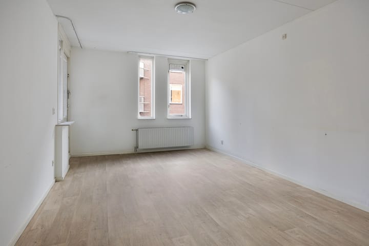 Foto 18 van Weteringdwarsstraat 2