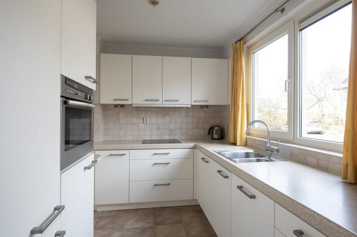 Foto 11 van Van Rouwenoortstraat 7