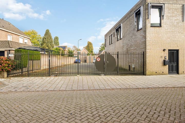 Foto 26 van Graaf Wernerstraat 60