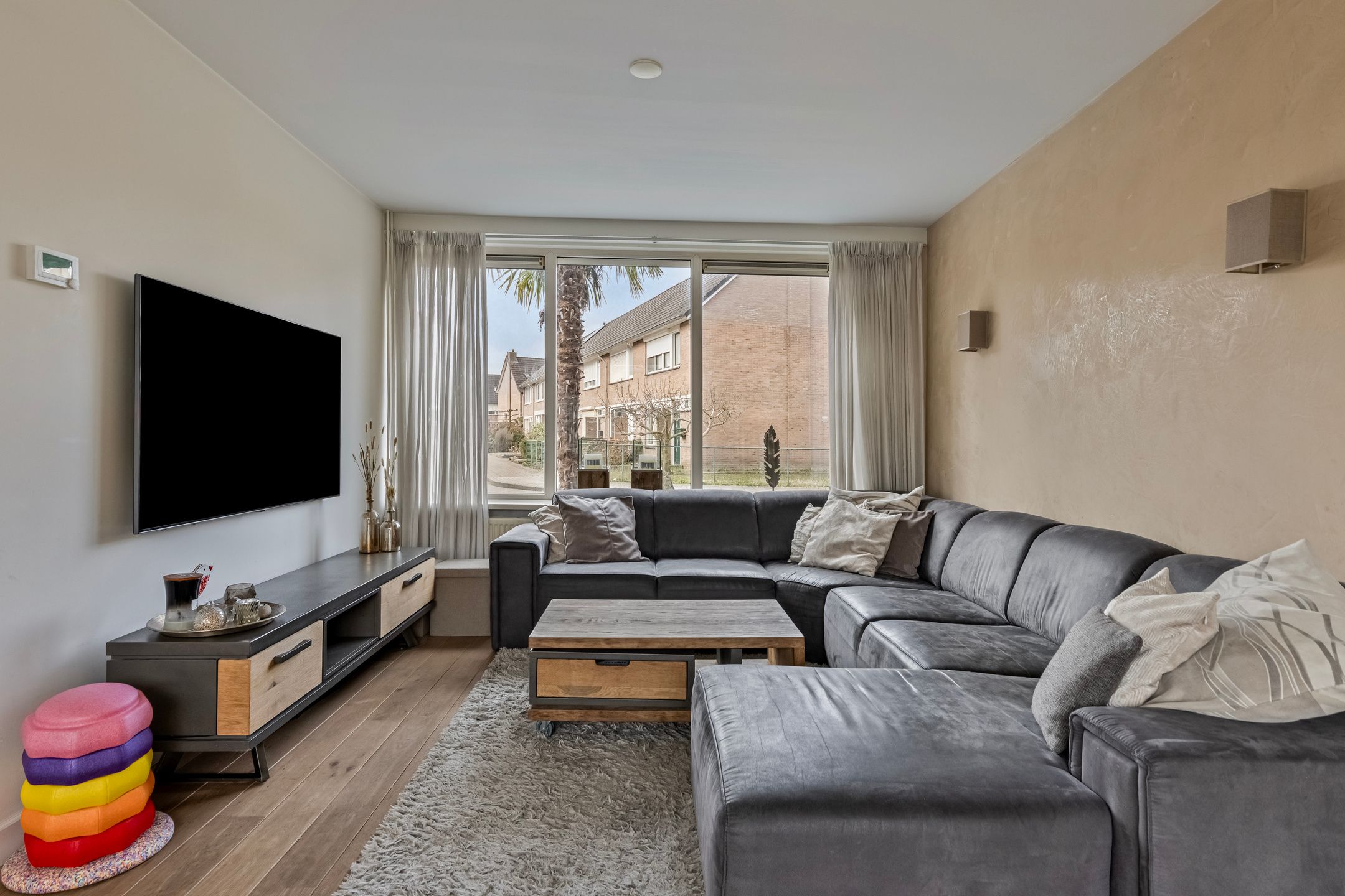 Photo 12 of Jan Vermeerstraat 13