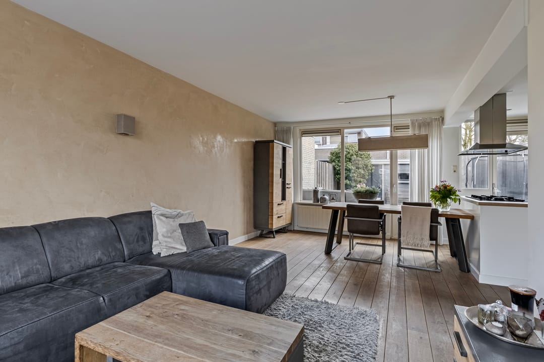 Photo 13 of Jan Vermeerstraat 13