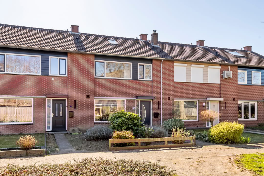 Foto 1 van Jan van Nassauplein 5