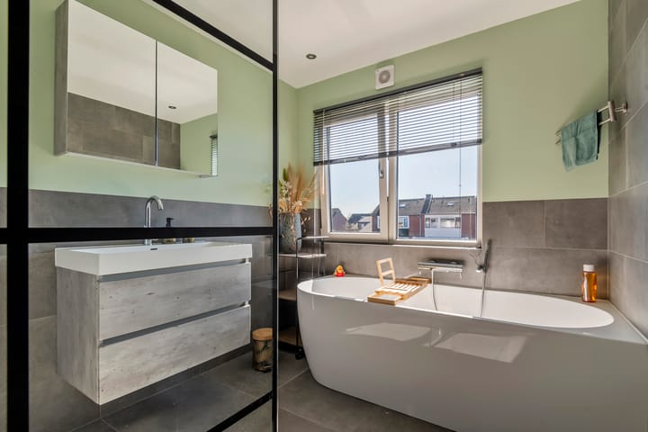 Photo 31 of Jan van Nassauplein 5