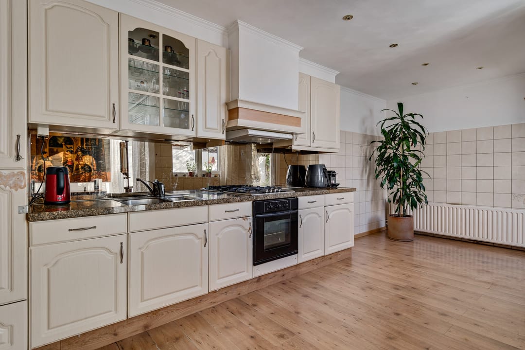 Foto 11 van Leenderweg 272